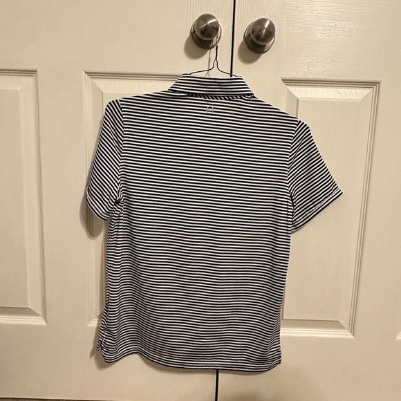 Vineyardvines Boys Large Performance Polo - Picture 2 of 2